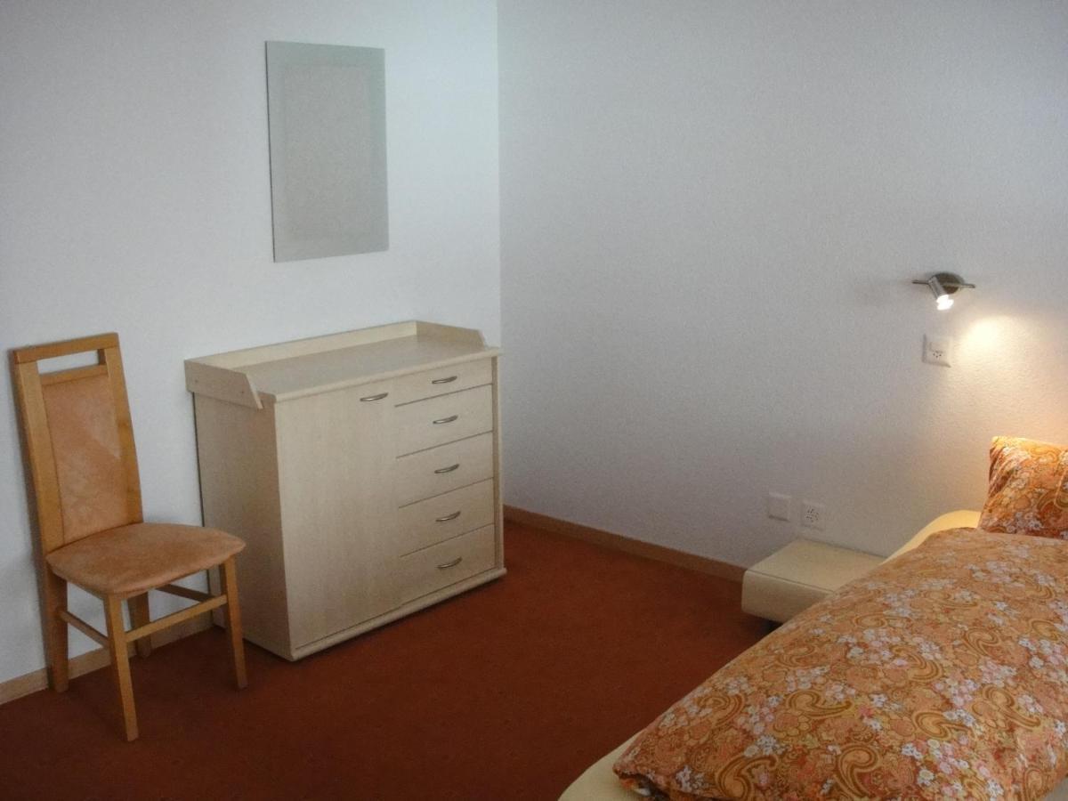 Haus Alpenstern Apartment Saas-Grund Room photo